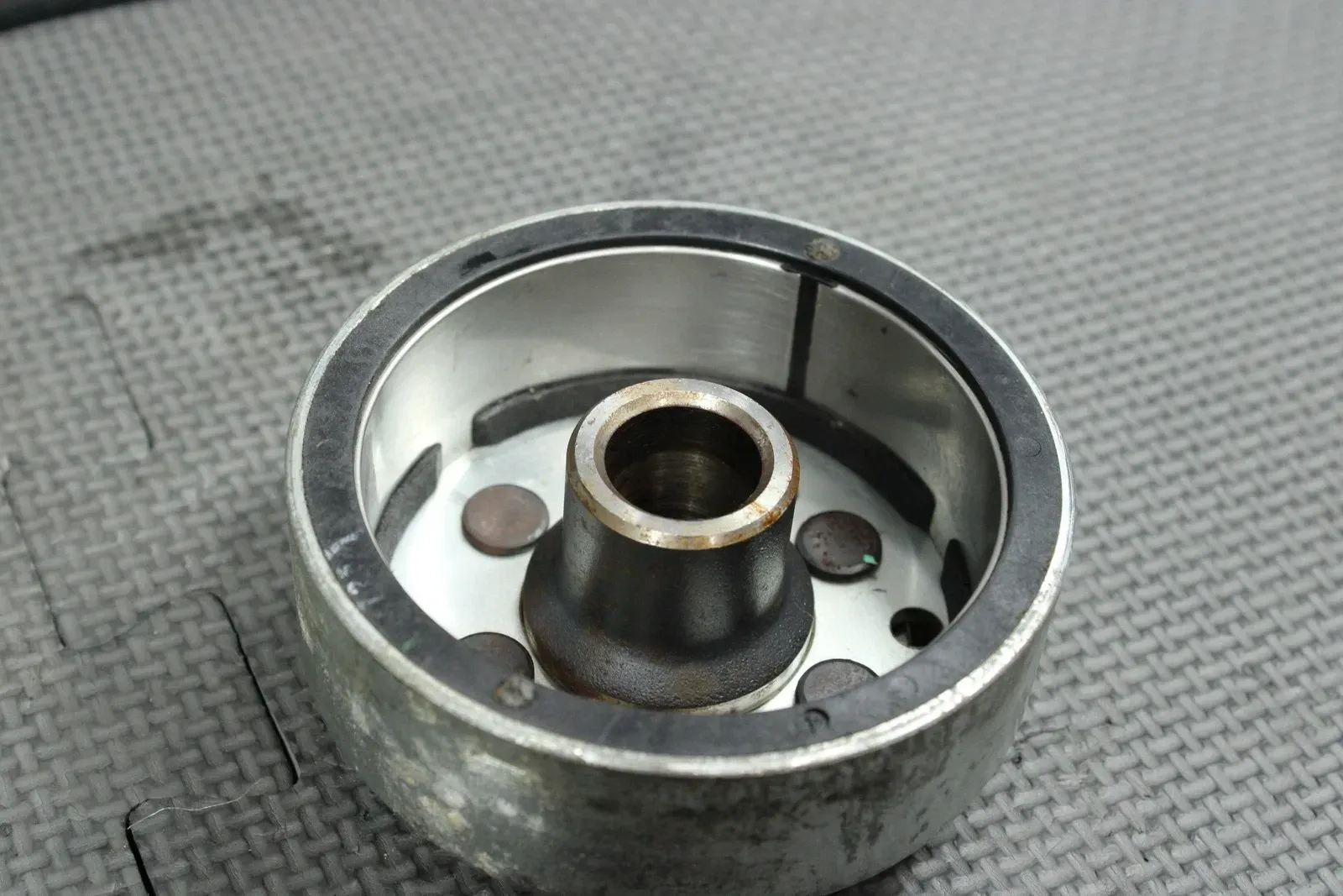 2003 KAWASAKI 00-09 KX65 OEM MAGNETO ROTOR FLYWHEEL 21007-1364