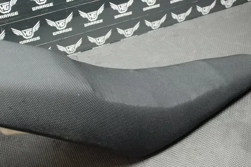 2004 KAWASAKI KX250F OEM SEAT SADDLE 53066-0031-MA