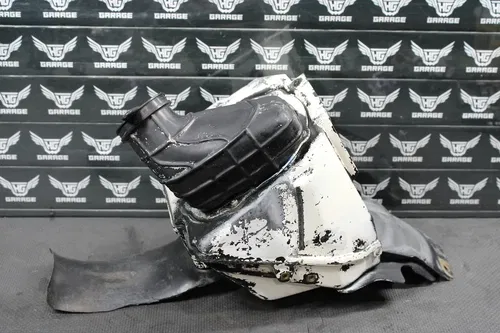 1989 HONDA CR125R OEM AIRBOX INTAKE AIR CLEANER CASE 17210-KS7-831