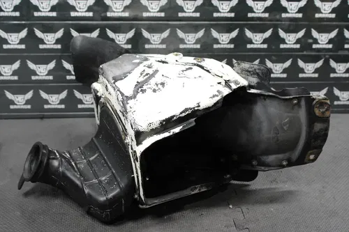 1989 HONDA CR125R OEM AIRBOX INTAKE AIR CLEANER CASE 17210-KS7-831