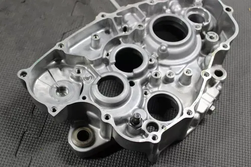 2009 HONDA CRF150R CRF150RB OEM RIGHT ENGINE MOTOR CRANKCASE CRANK CASE BLOCK