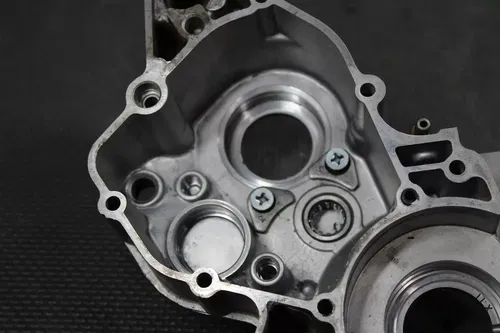 1990 YAMAHA YZ125 OEM LEFT RIGHT ENGINE MOTOR CRANKCASE CRANK CASES BLOCK