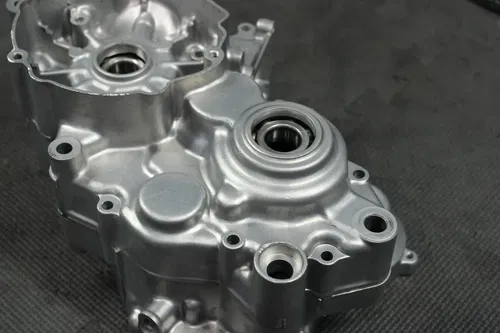 1998 SUZUKI RM80 OEM ENGINE MOTOR CRANKCASE CRANK CASES BLOCK READ DESC!
