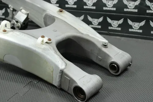 2009 09-11 YAMAHA YZ250F OEM SWINGARM SWING ARM SUSPENSION 17D-22110-00-00