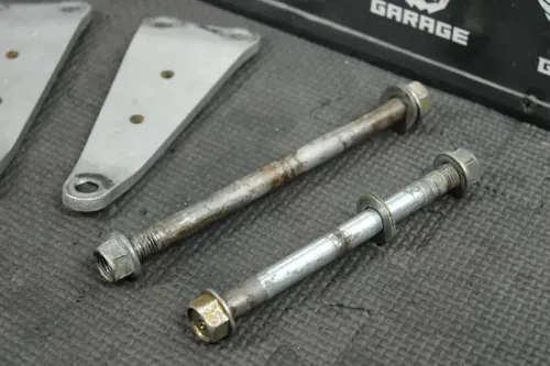 1999 HONDA CR125R OEM ENGINE MOUNTING BOLTS HARDWARE MOTOR SCREWS 50407-KZ4-J10