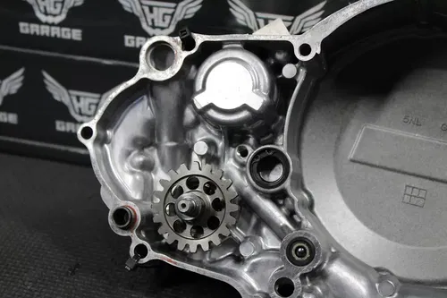 2004 YAMAHA  01-05 YZ250F OEM ENGINE MOTOR INNER CLUTCH COVER 5NL-12422-10-00