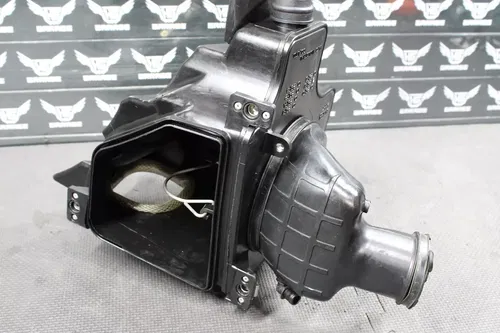 2007 SUZUKI DRZ400S OEM AIRBOX CASE INTAKE ASSEMBLY NICE!