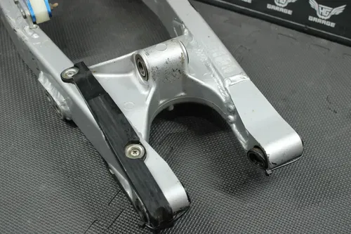 2004 KAWASAKI 03-05 KDX200 03-04 KDX220R OEM SWINGARM SWING ARM SUSPENSION