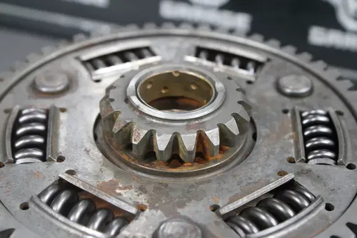 2004 YAMAHA 01-07 YZ250F OEM COMPLETE CLUTCH BASKET HUB PRESSURE HUB PLATE