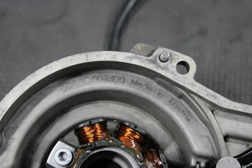 2008 KTM 07-08 450SXF STATOR MAGNETO GENERATOR ALTERNATOR COVER 77330002100