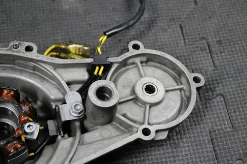 2008 KTM 07-08 450SXF STATOR MAGNETO GENERATOR ALTERNATOR COVER 77330002100