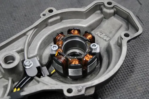 2008 KTM 07-08 450SXF STATOR MAGNETO GENERATOR ALTERNATOR COVER 77330002100