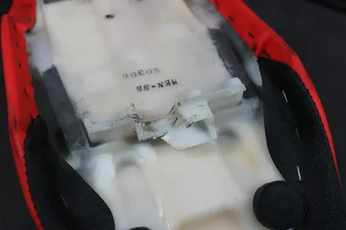 2006 06-08 HONDA CRF450R OEM SEAT SADDLE 77100-MEN-850