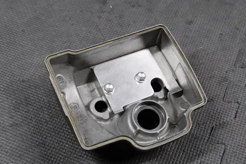 2005 HONDA 04-08 CRF250R OEM ENGINE MOTOR CYLINDER HEAD COVER VALVE COVER