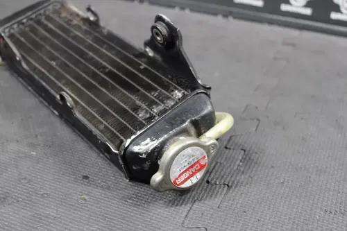 2006 HONDA CR85R CR85RB OEM ENGINE MOTOR COOLING COOLER RADIATOR ASSEMBLY