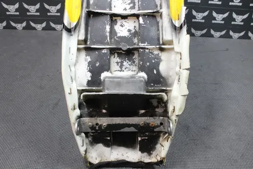1999 SUZUKI RM125 RM250 OEM SEAT SADDLE COVER PAN 45100-37E20