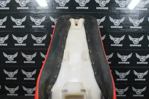 2005 HONDA CRF250R OEM SEAT SADDLE COVER CUSHION  77100-KRN-730
