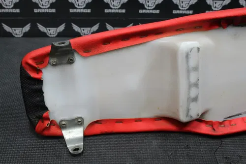 2005 HONDA CRF250R OEM SEAT SADDLE COVER CUSHION  77100-KRN-730