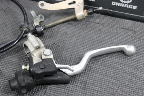 2007 06-07 HONDA CRF450R OEM CLUTCH PERCH MOUNT WITH LEVER  22870-MEN-850