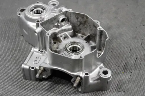 2001 HONDA CR125R OEM LEFT ENGINE MOTOR CRANKCASE CRANK CASES BLOCK