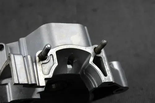 2001 HONDA CR125R OEM LEFT ENGINE MOTOR CRANKCASE CRANK CASES BLOCK