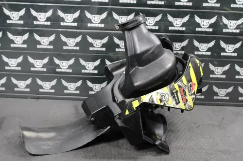 2007 SUZUKI RMZ450 RMZ450Z OEM AIRBOX INTAKE AIR CLEANER CASE 13700-35G30