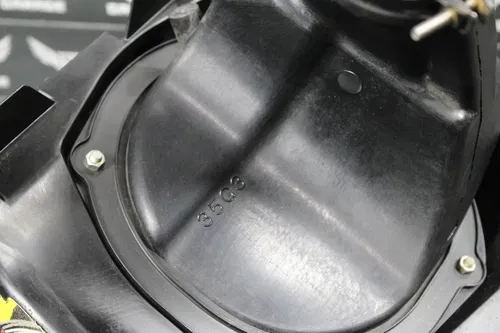 2007 SUZUKI RMZ450 RMZ450Z OEM AIRBOX INTAKE AIR CLEANER CASE 13700-35G30