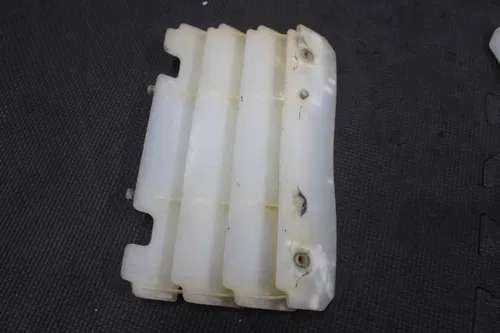 2000 KAWASAKI 97-05 KX125 97-04 KX250 OEM RADIATOR GUARD SHIELD LOUVER VENT