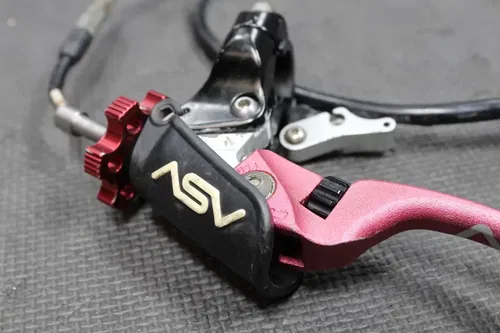 2005 HONDA CRF250R ASV CLUTCH LEVER PERCH MOUNT CABLE  22870-KRN-000
