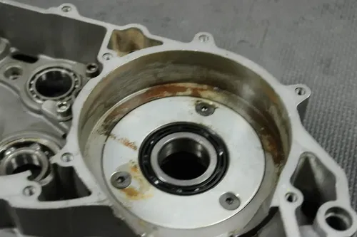 1995 KTM 300 EXC OEM RIGHT ENGINE MOTOR CRANKCASE CRANK CASES BLOCK 54630000644/
