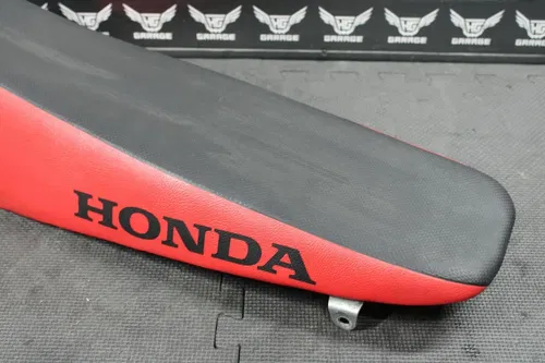 2005 HONDA CR125R CR250R OEM SEAT SADDLE CUSHION 77100-KSR-710 NICE!