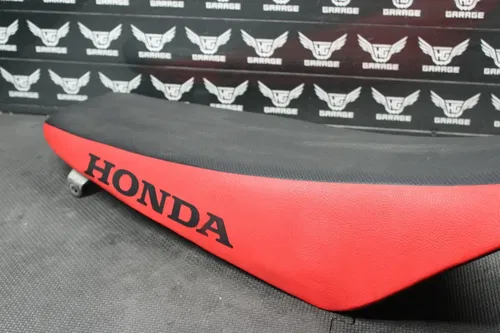 2005 HONDA CR125R CR250R OEM SEAT SADDLE CUSHION 77100-KSR-710 NICE!