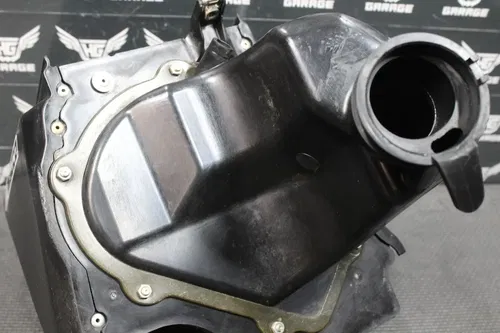 2005 HONDA CRF250R OEM AIRBOX INTAKE AIR CLEANER CASE 17250-KRN-730