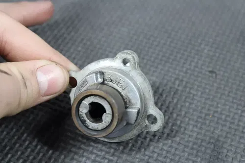 1993 YAMAHA YZ250 OEM ENGINE POWER VALVE GOVERNOR 4EW-1131A-00-00