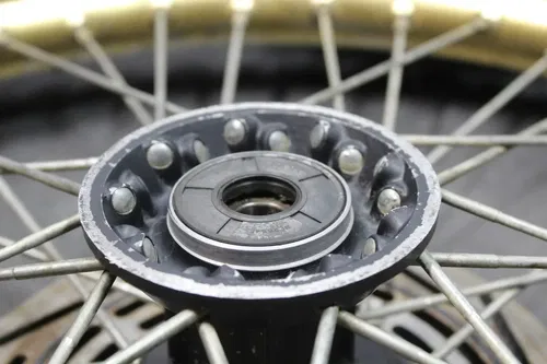 1989 HONDA CR125R CR250R CR500R OEM FRONT WHEEL RIM 44601-KZ4-000 44701-KS6-831