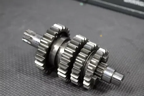 2005 SUZUKI 04-06 RMZ250 ENGINE TRANSMISSION TRANNY ASSEMBLY GEARS