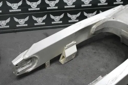 2001 SUZUKI RM125 RM250 K1 OEM SWINGARM SWING ARM SUSPENSION 61000-37E20