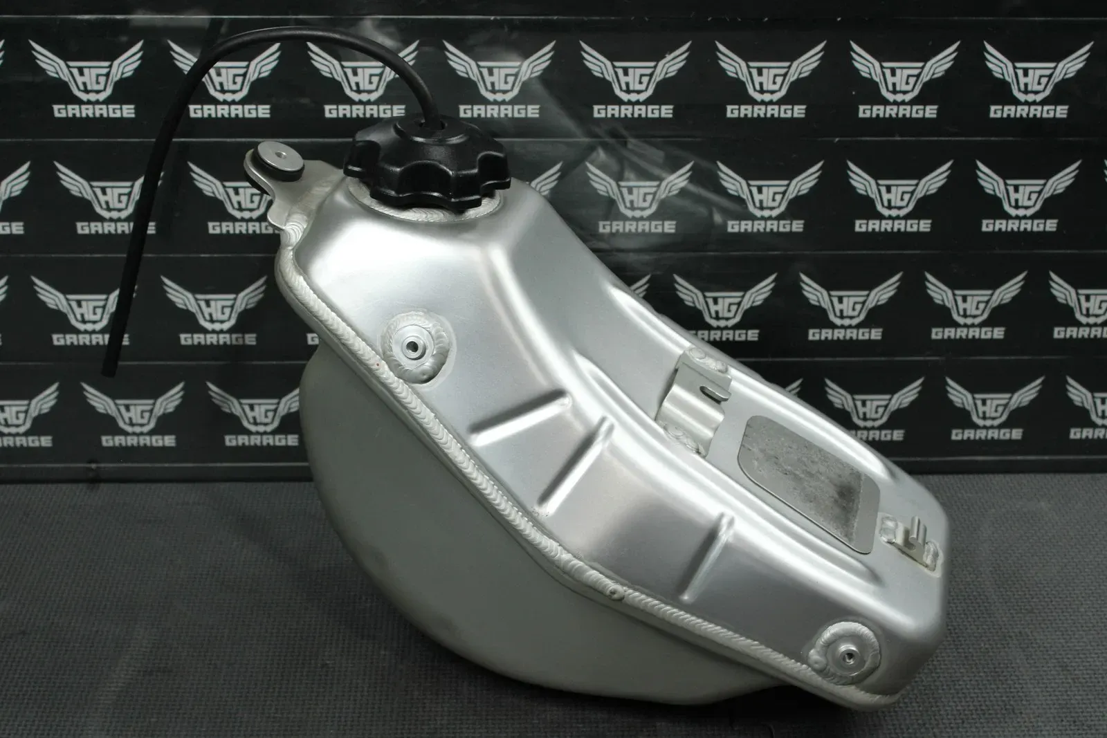 2018 SUZUKI 10-18 RMZ250 OEM GAS FUEL TANK CELL RESERVOIR 44110-49H10 NICE!