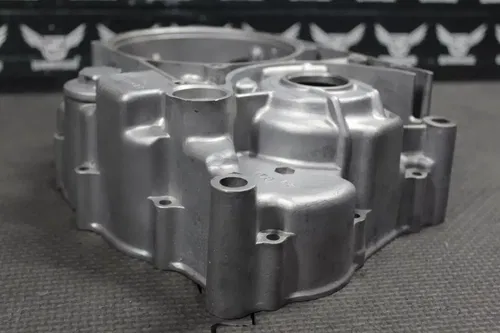 1990 HONDA XR200R OEM LEFT RIGHT ENGINE MOTOR CRANKCASE CRANK CASE BOTTOM END