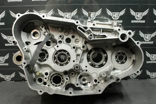 2003 KAWASAKI KLX400R KLX400SR OEM LEFT RIGHT ENGINE MOTOR CRANKCASE CRANK CASES