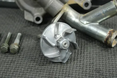 2004 YAMAHA 03-11 WR450F 03-09 YZ450F OEM ENGINE WATER PUMP W HOUSING