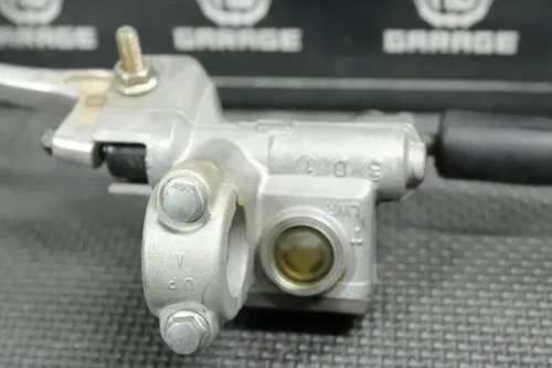 2004 KAWASAKI KDX220R OEM NISSIN FRONT BRAKE CALIPER MASTER CYLINDER