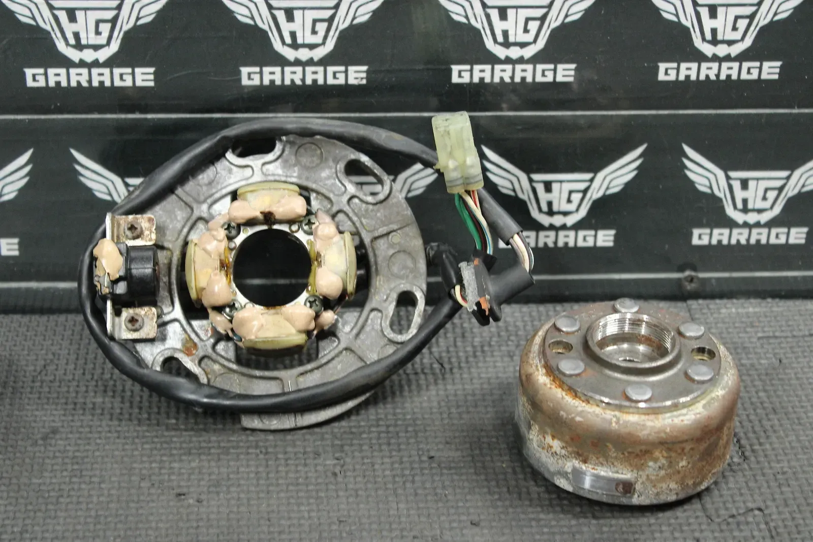 2002 02-04 YAMAHA YZ125 OEM STATOR MAGNETO ROTOR FLYWHEEL 4SS-85560-02-00