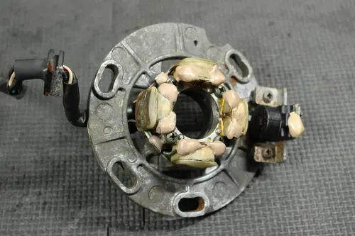 2002 02-04 YAMAHA YZ125 OEM STATOR MAGNETO ROTOR FLYWHEEL 4SS-85560-02-00