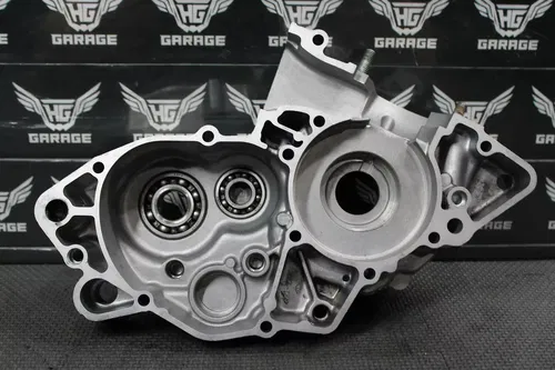 2003 SUZUKI 02-06 RM85 RM85L OEM LEFT ENGINE MOTOR CRANKCASE CRANK CASES BLOCK