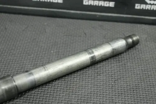 2006 HONDA CRF450R OEM FRONT WHEEL RIM AXLE PIVOT BOLT 44301-MEN-000
