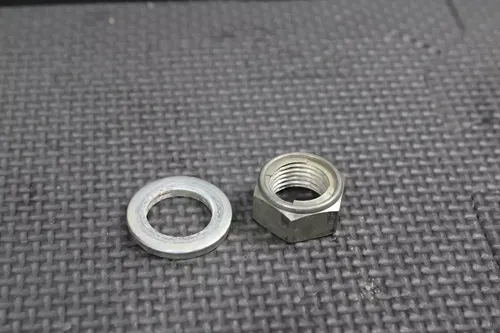 2018 YAMAHA YZ450F OEM REAR BACK SWINGARM BOLT SUSPENSION PIVOT AXLE 33D-22141-0