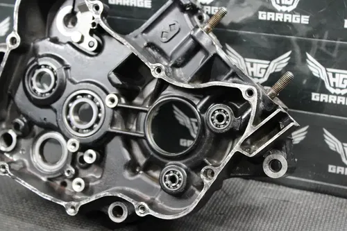 1989 HONDA CR125R OEM RIGHT ENGINE MOTOR CRANKCASE CRANK CASES BLOCK