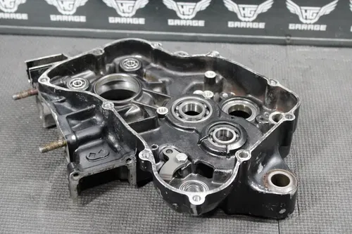 1989 HONDA CR125R OEM RIGHT ENGINE MOTOR CRANKCASE CRANK CASES BLOCK