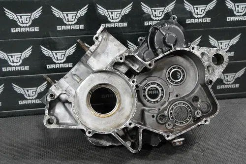 1989 HONDA CR125R OEM RIGHT ENGINE MOTOR CRANKCASE CRANK CASES BLOCK